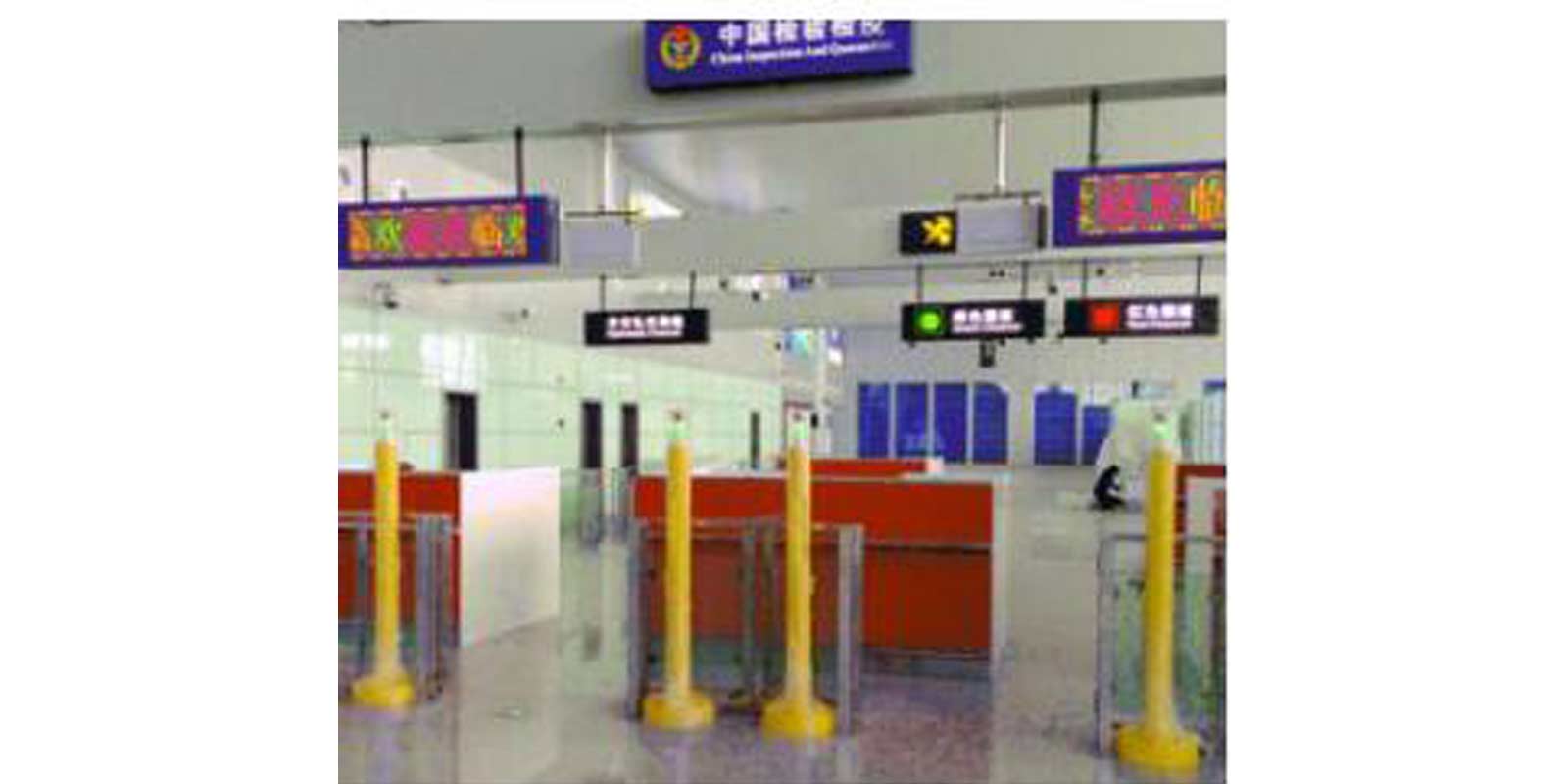 立柱式行人放射性检测系统